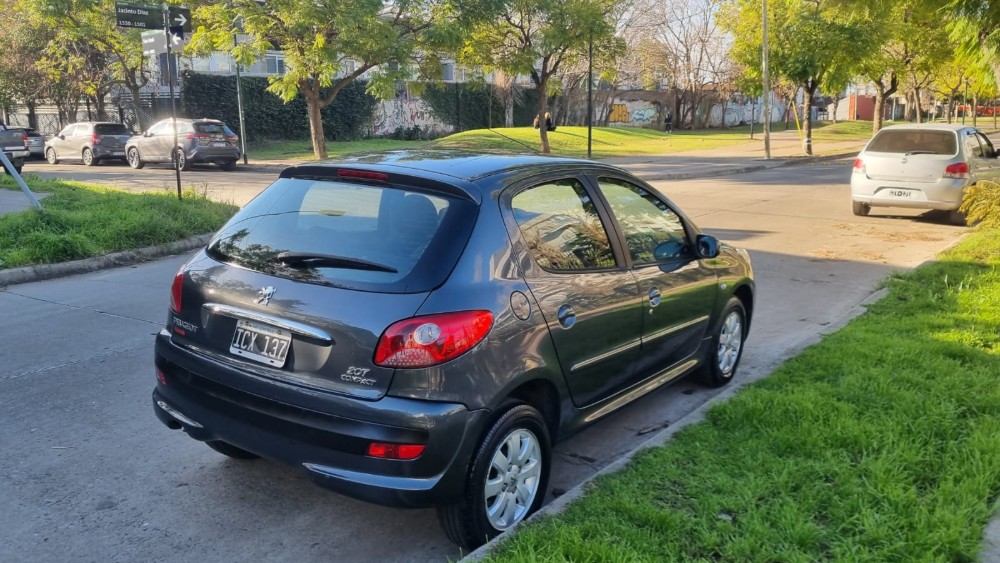 Peugeot 207 Compact XS 1.9 D — foto 13